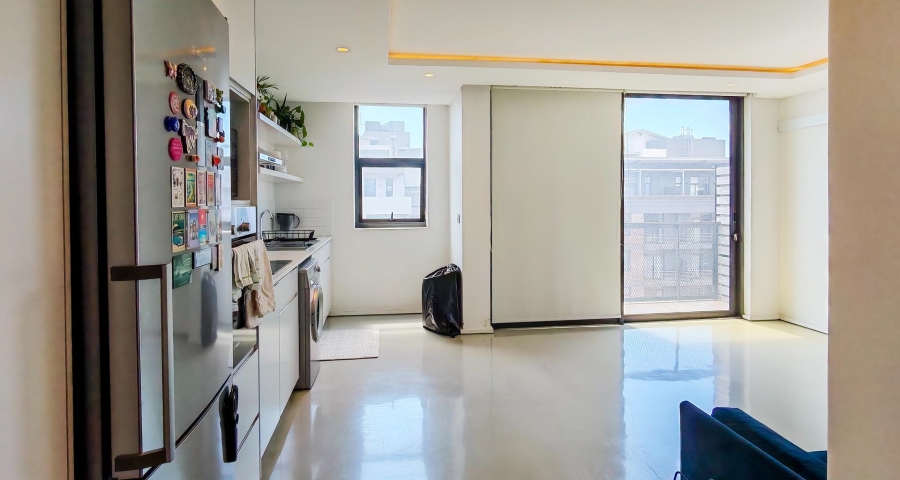 1 Bedroom Property for Sale in Woodstock Western Cape